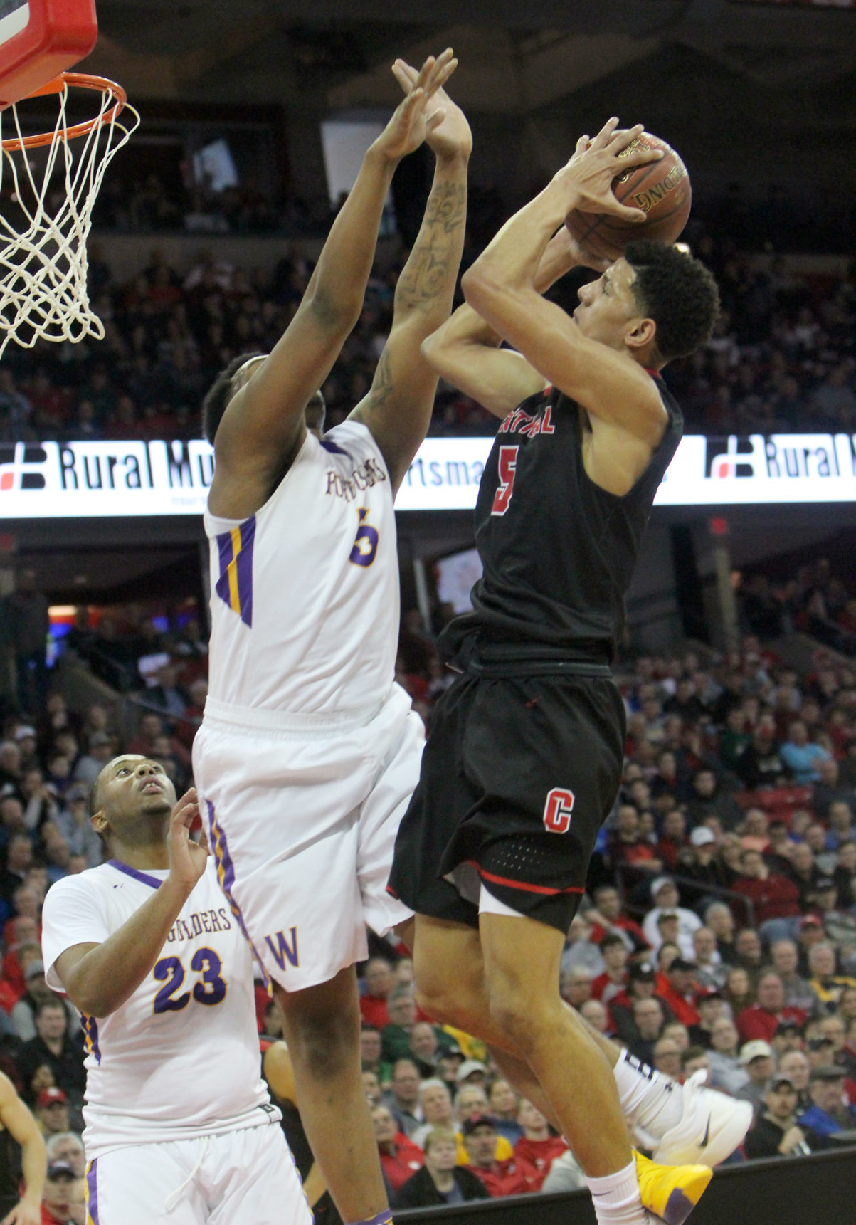 March 15: La Crosse Central vs. Milwaukee Washington
